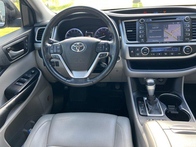 used 2019 Toyota Highlander car, priced at $24,999