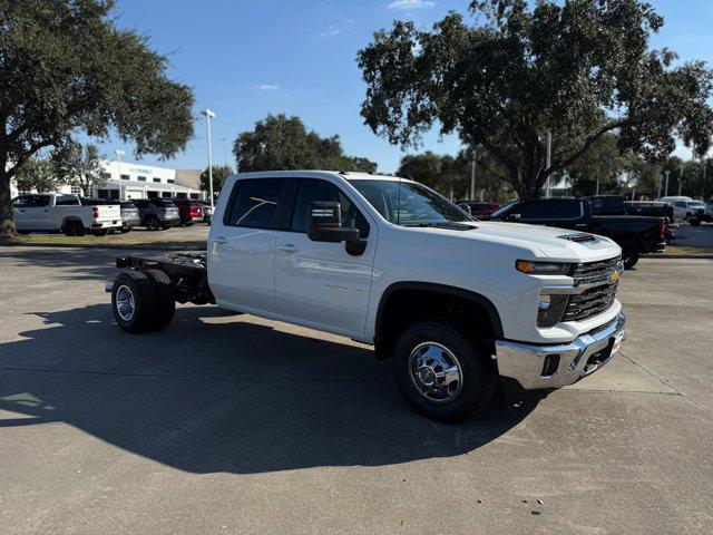 new 2026 Chevrolet Silverado 3500 car, priced at $70,961