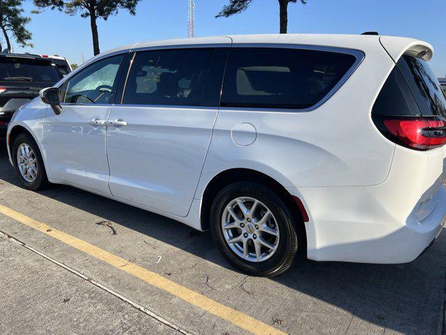 used 2023 Chrysler Pacifica car, priced at $28,999