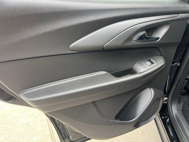 new 2026 Chevrolet TrailBlazer car, priced at $27,682