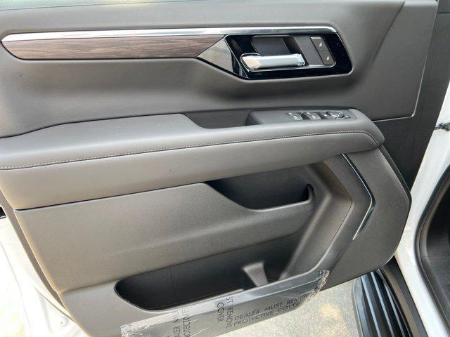 new 2025 Chevrolet Suburban car, priced at $62,341