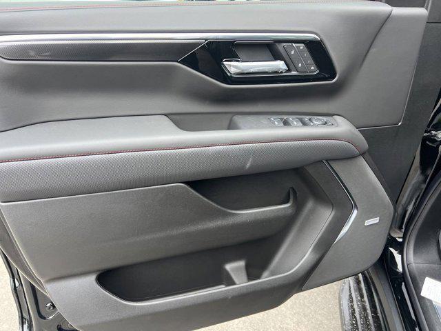 new 2025 Chevrolet Suburban car, priced at $78,260