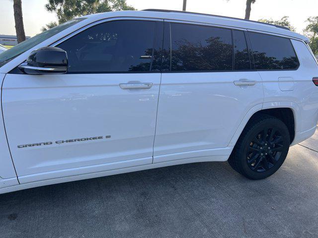 used 2021 Jeep Grand Cherokee L car, priced at $30,999