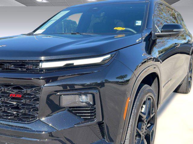 used 2025 Chevrolet Traverse car, priced at $52,999