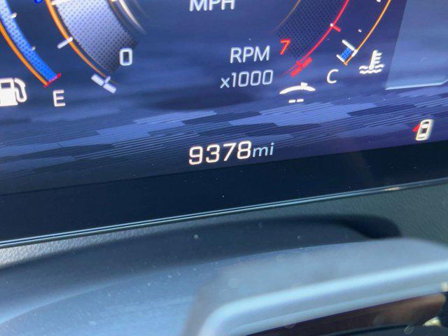 used 2025 Chevrolet Traverse car, priced at $52,999