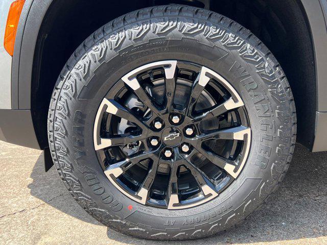 new 2026 Chevrolet Traverse car, priced at $51,021