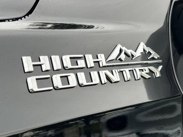 new 2025 Chevrolet Tahoe car, priced at $77,600