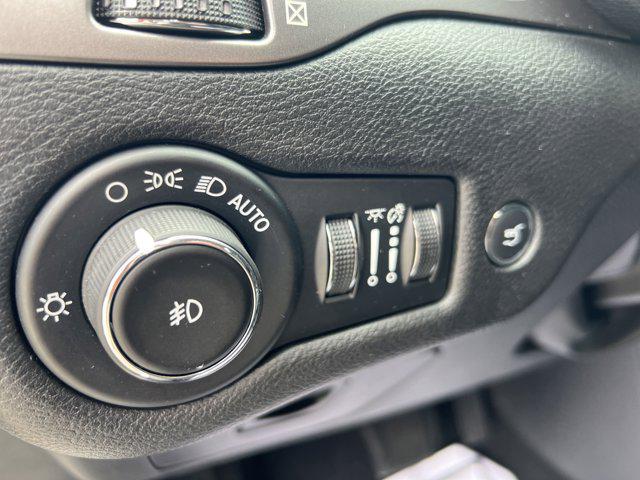 used 2020 Jeep Cherokee car, priced at $16,418