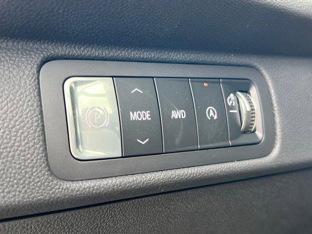 new 2026 Chevrolet Traverse car, priced at $52,520