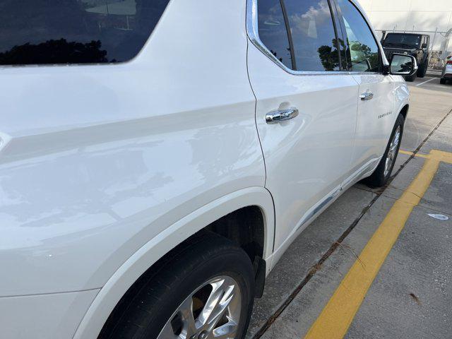 used 2020 Chevrolet Traverse car, priced at $30,999