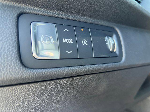 new 2026 Chevrolet Traverse car, priced at $42,311