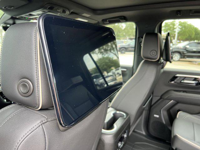 new 2025 Chevrolet Suburban car, priced at $83,750