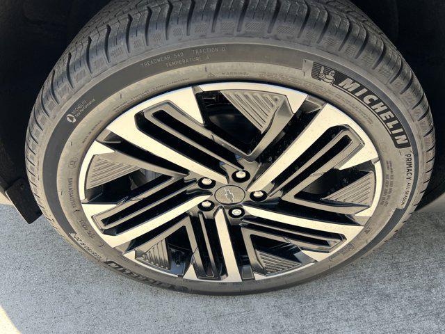 new 2026 Chevrolet Equinox car, priced at $34,840