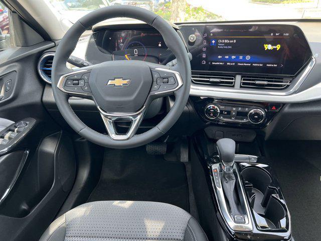 new 2025 Chevrolet Trax car, priced at $24,031