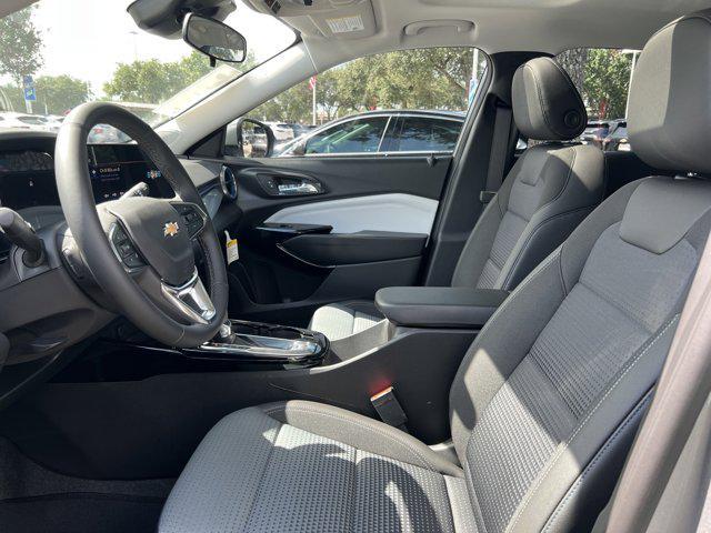 new 2025 Chevrolet Trax car, priced at $25,130