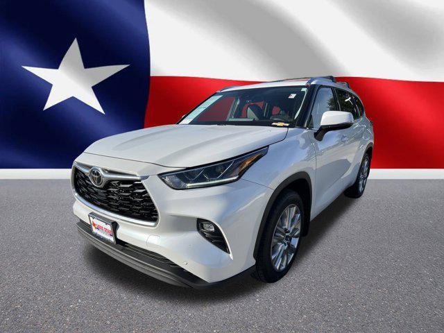 used 2023 Toyota Highlander car, priced at $37,996