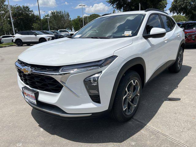 new 2025 Chevrolet Trax car, priced at $25,130