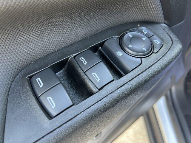 used 2022 Chevrolet Equinox car, priced at $19,699