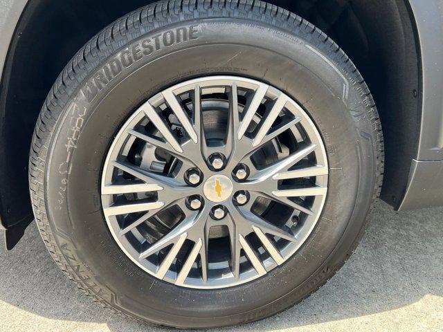 new 2026 Chevrolet Traverse car, priced at $43,311