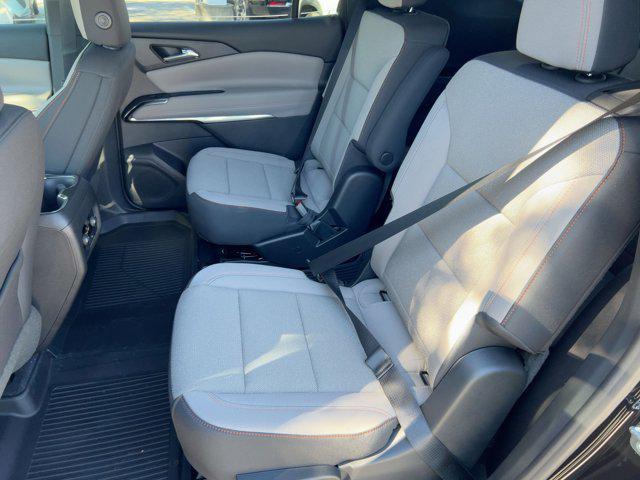 new 2026 Chevrolet Traverse car, priced at $40,181