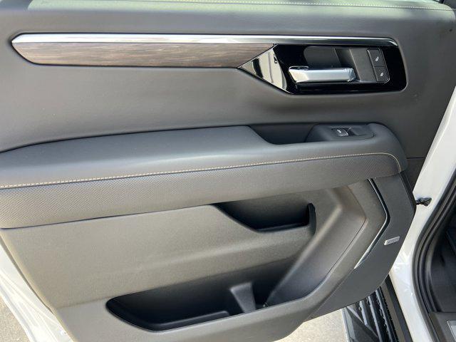 new 2025 Chevrolet Suburban car, priced at $86,000