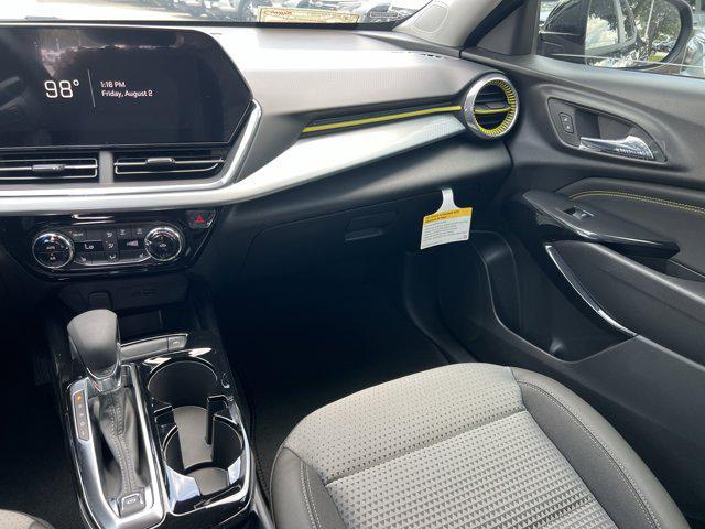 new 2025 Chevrolet Trax car, priced at $24,530
