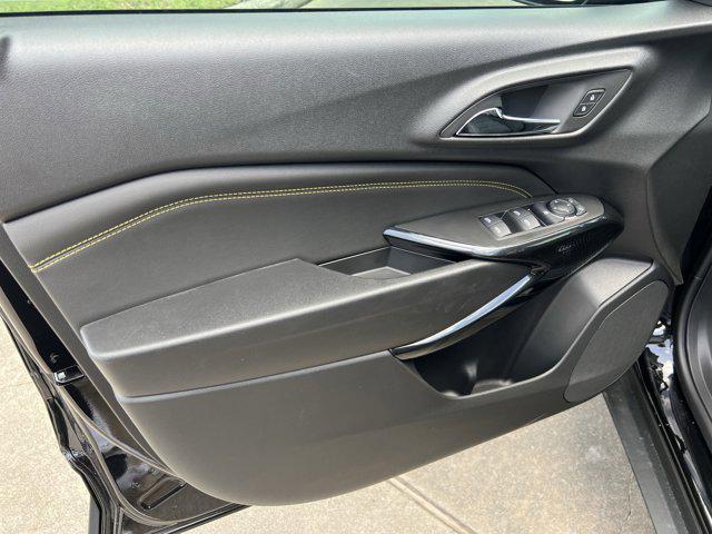 new 2025 Chevrolet Trax car, priced at $24,530