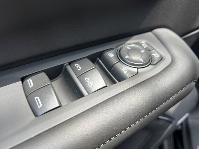 new 2025 Chevrolet Suburban car, priced at $73,120