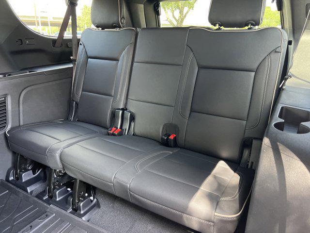 new 2025 Chevrolet Suburban car, priced at $74,590