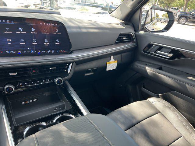 new 2025 Chevrolet Suburban car, priced at $74,590