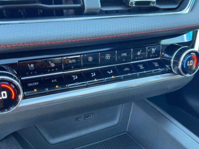 new 2026 Chevrolet Equinox car, priced at $33,431