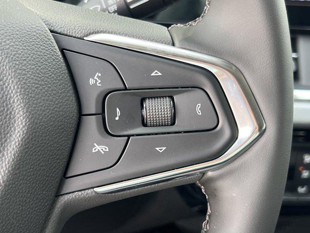new 2025 Chevrolet Trax car, priced at $25,784