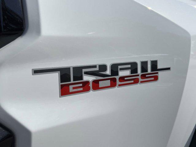 new 2025 Chevrolet Colorado car, priced at $41,113
