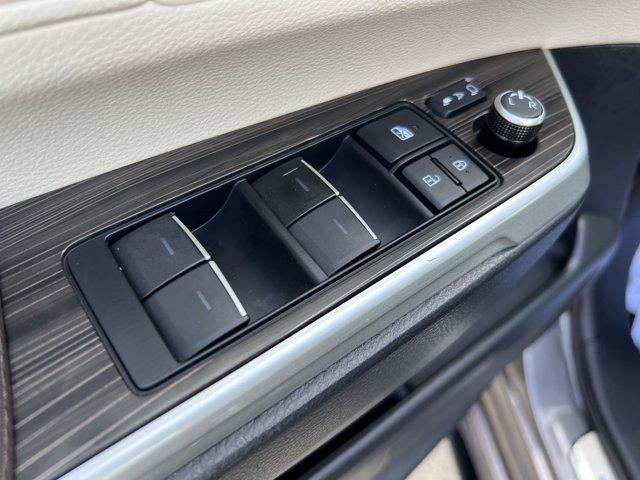 used 2021 Toyota Sienna car, priced at $38,598