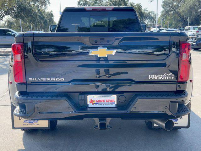 new 2026 Chevrolet Silverado 3500 car, priced at $92,424