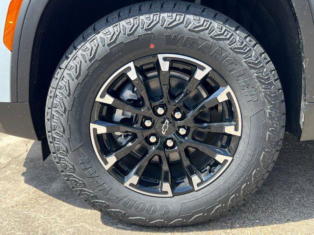 new 2026 Chevrolet Traverse car, priced at $52,011