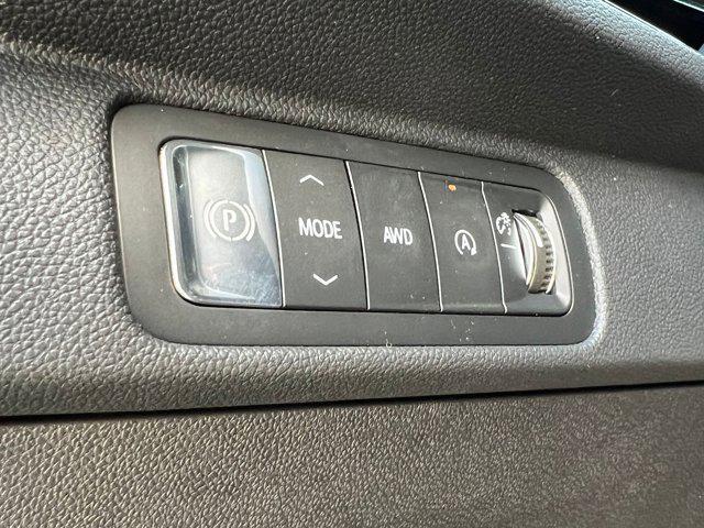 new 2026 Chevrolet Traverse car, priced at $52,011