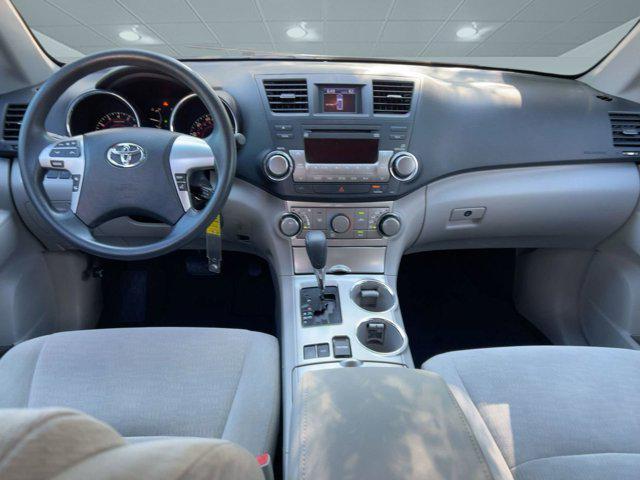 used 2012 Toyota Highlander car, priced at $9,998