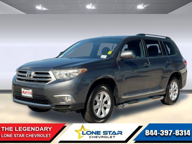 used 2012 Toyota Highlander car, priced at $9,998