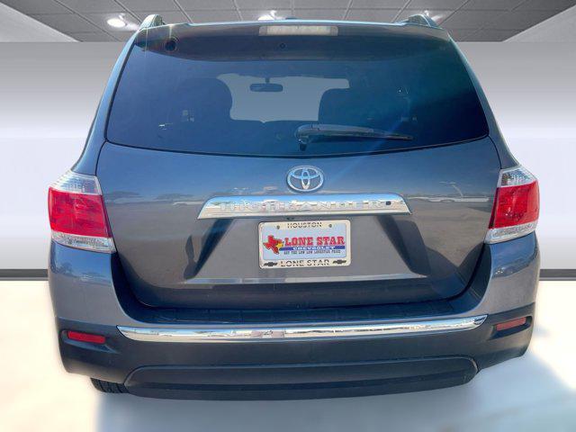 used 2012 Toyota Highlander car, priced at $9,998