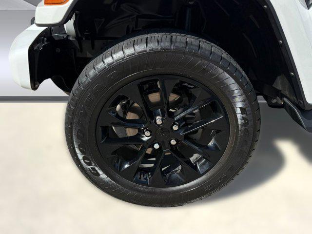 used 2022 Jeep Wrangler Unlimited car, priced at $33,566