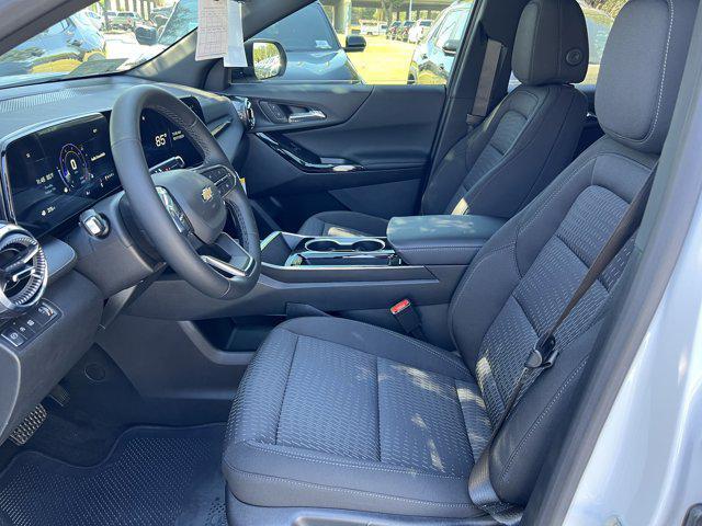 new 2026 Chevrolet Equinox car, priced at $28,490