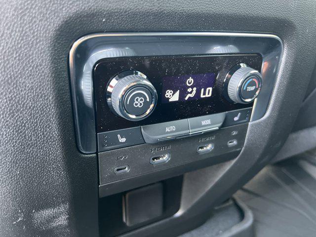 new 2025 Chevrolet Suburban car, priced at $81,532