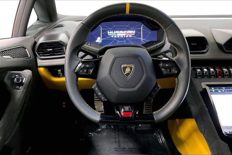 used 2023 Lamborghini Huracan Tecnica car