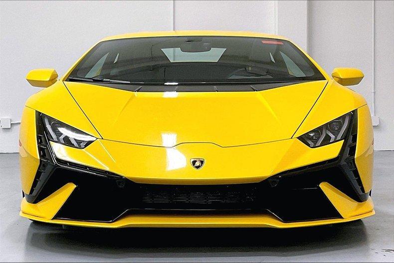 used 2023 Lamborghini Huracan Tecnica car