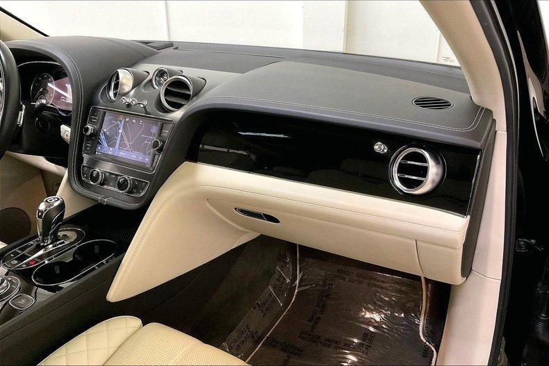 used 2020 Bentley Bentayga car, priced at $124,991