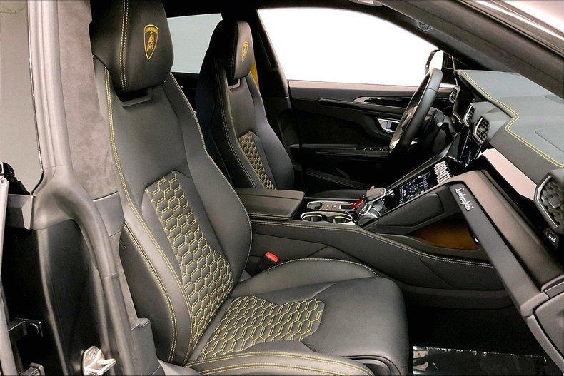 used 2024 Lamborghini Urus car, priced at $284,991