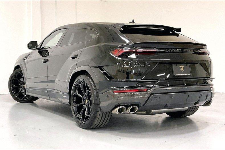 used 2024 Lamborghini Urus car, priced at $321,205