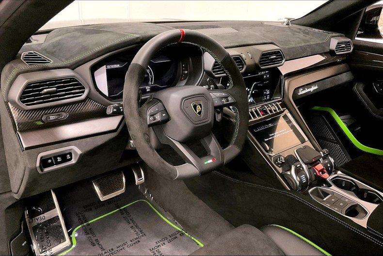 used 2024 Lamborghini Urus car, priced at $321,205