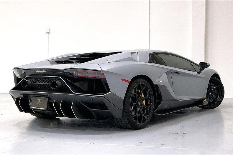 used 2022 Lamborghini Aventador SVJ car, priced at $669,991